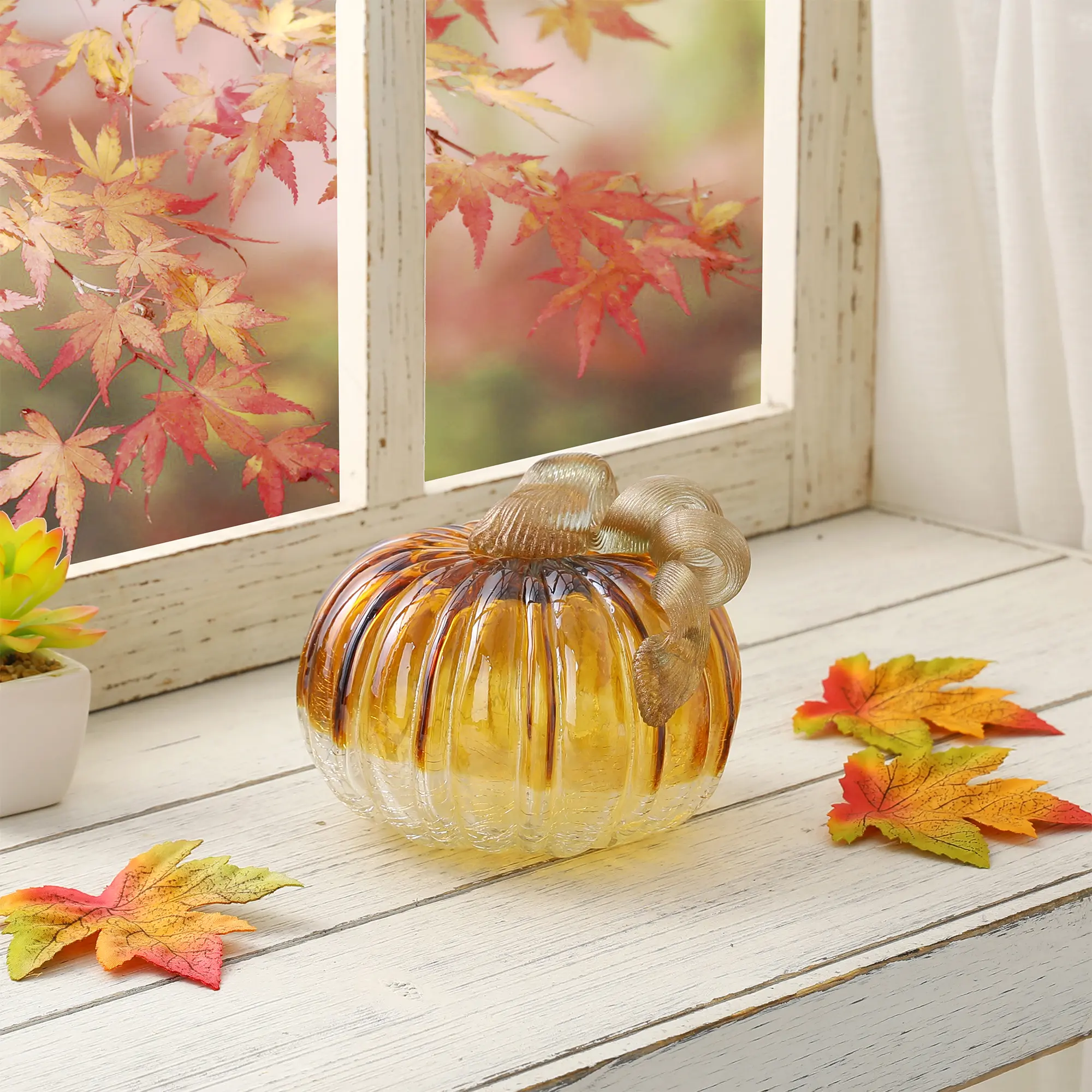 Glitzhome Round 5.95" D Amber Crackle Glass Short Pumpkin, Festive Home Supplies, Room Decor