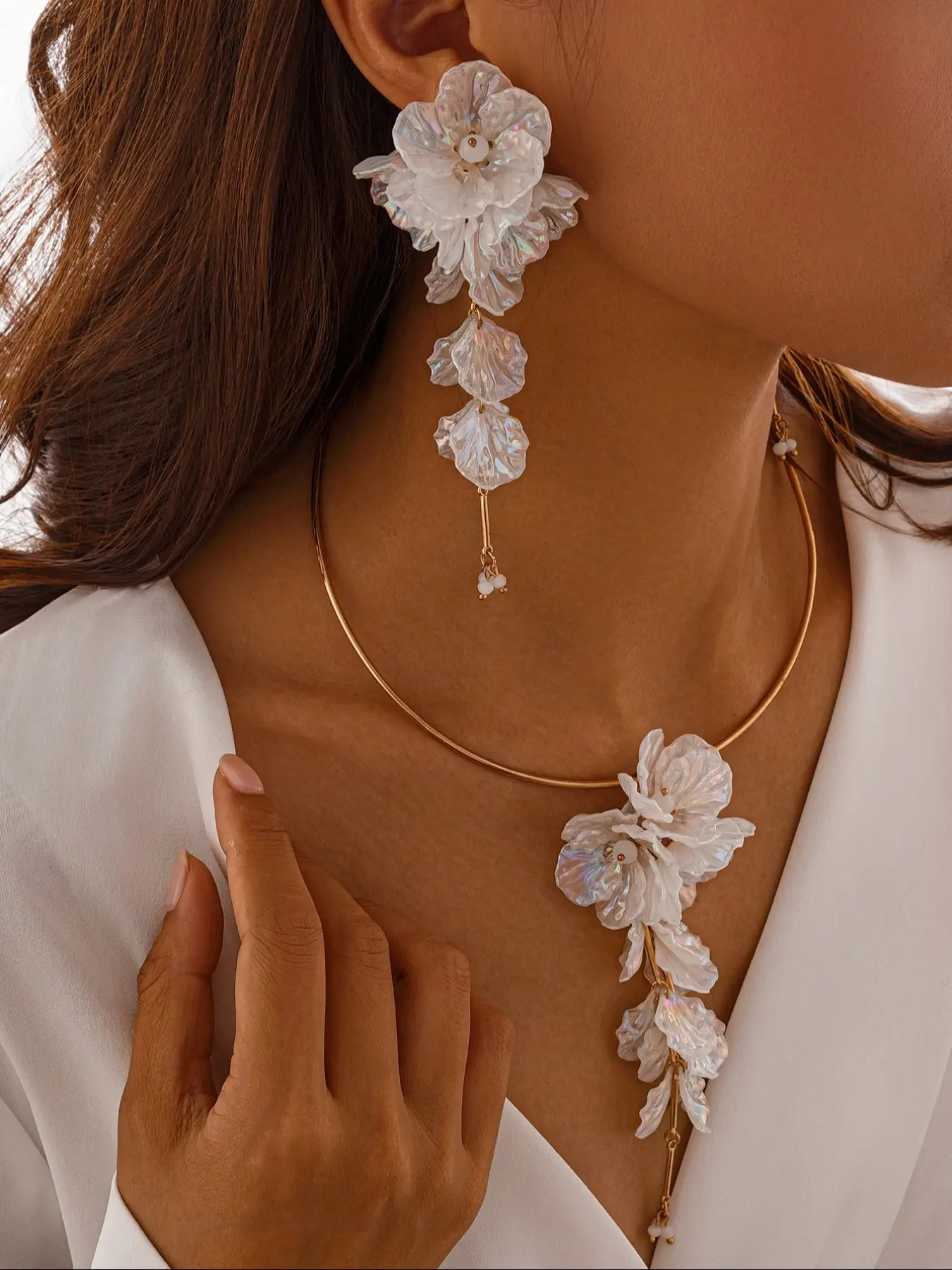 Elegant French Style Petal Fringe Statement Earrings, Transparent Flower Cluster & Chain Design, Wedding/evening/dating Fashion Chic Accessories, Fashionable Earrings