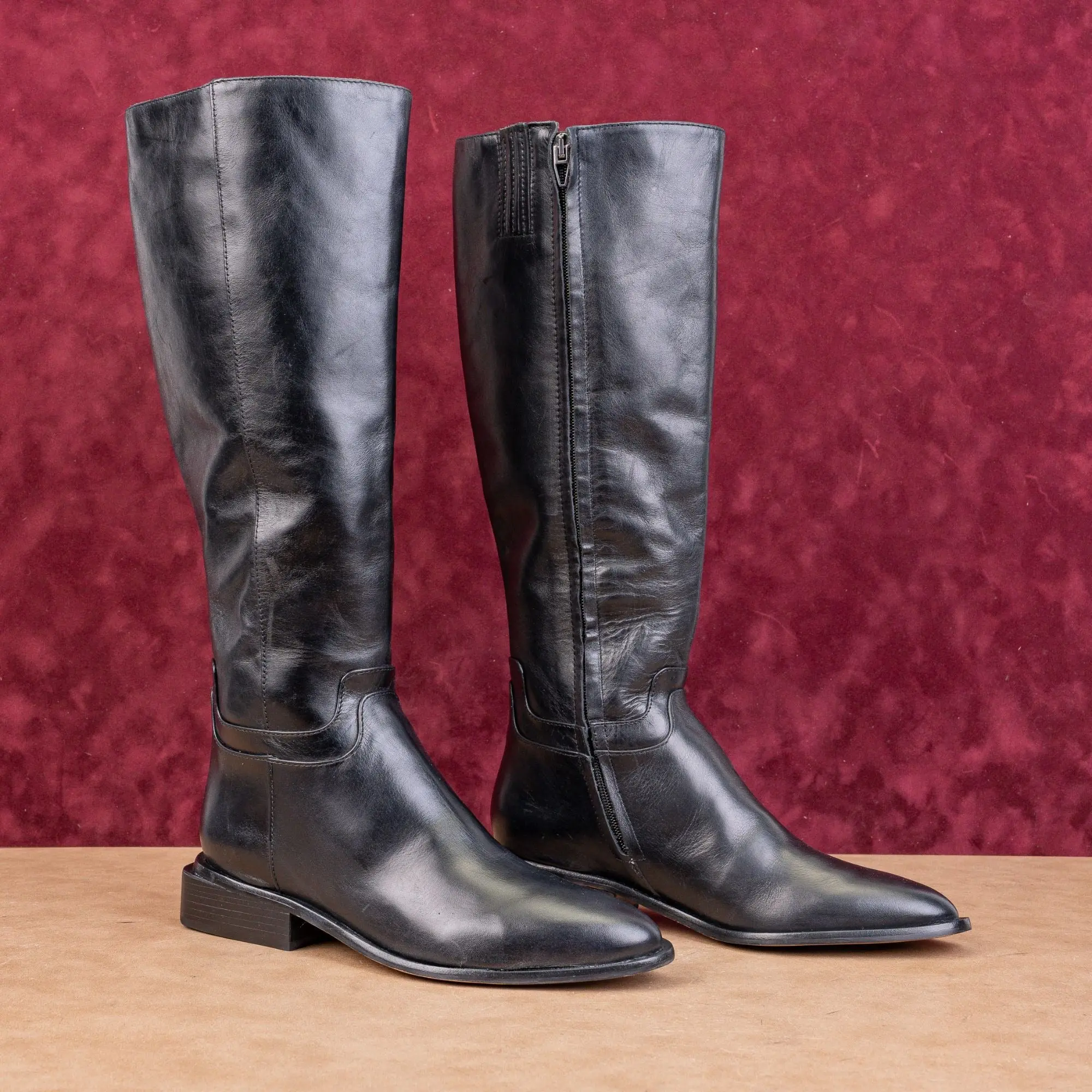 Dolce Vita Women Black Leather Zip Fashion Flat Riding Knee Boots sz 7.5
