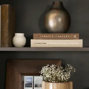 2 Beautiful Paper Decorative Books, Coffee Table, Bookshelf, Fireplace Shelf Decoration, Modern Home Decor, Novelty Desk Decor, Festival Scene Setup Props, Modern Decorations