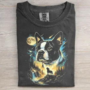 Boston Terrier Howling Moon T-shirt, Vintage 90s Dog Meme Graphic Tee, Animal Lover Shirt, Unisex Fit Design, Gift for Men and Women