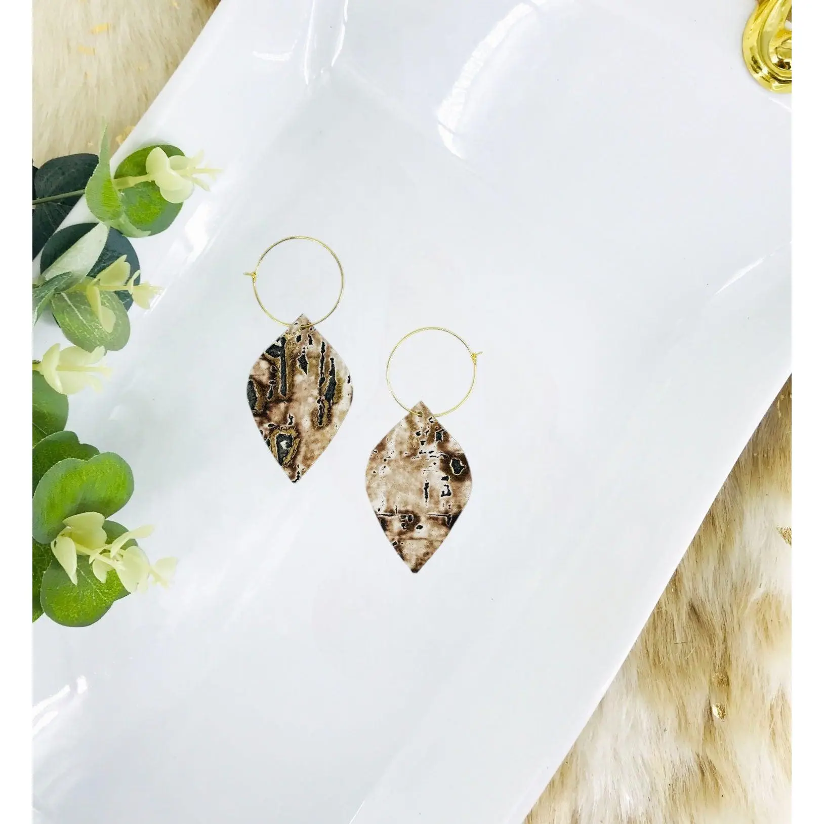 Driftwood Bark Leather Hoop Earrings - E19-2238