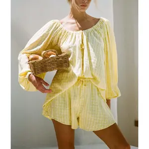 Women’s plaid outfit: long-sleeve tie-neck crew-neck T-shirt with elastic-waist shorts — summer set