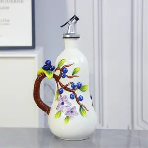 Large capacity 500ml/17.6oz, embossed ceramic oil bottle, hand-painted ceramic olive oil pump and handle, kitchen oil bottle, Olive oil dispenser, floral design, kitchen accessory, suitable for home kitchen
