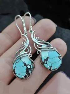 Elegant Hollow Out Pendant Earrings with Synthetic Turquoise, Silver Color Teardrop Earrings for Girls, Perfect for Parties, Ear Hook Design