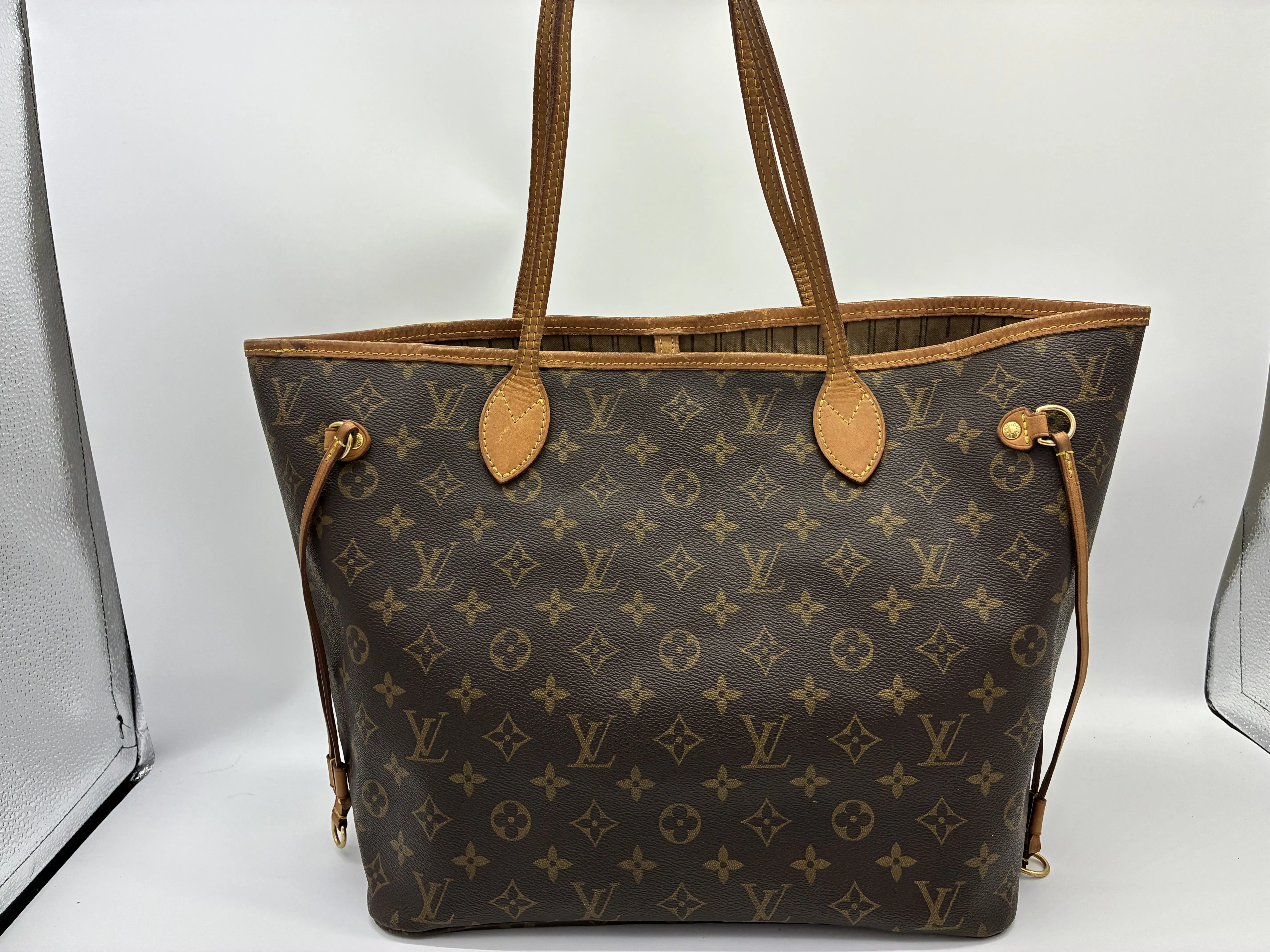 Pre-owned Louis Vuitton Neverfull MM Monogram Fashion Tote Bag