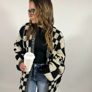 Women's Checkmate Knit Cardigan - Fashionable Winter Sweater - Womenswear, Knitwear Comfort Fit Oversized