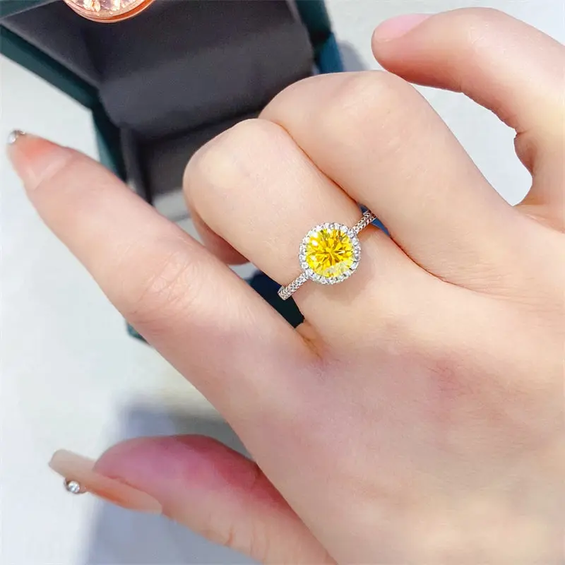 1 Carat Moissanite 925 Sterling Silver Ring High quality Swarovski crystal style gemstone beaded opal Nobel embedded in special RING jewelry/ women look for a shiny/sparkling charm wedding, party, special occasion, gift for her, top quality, Anti-allergy