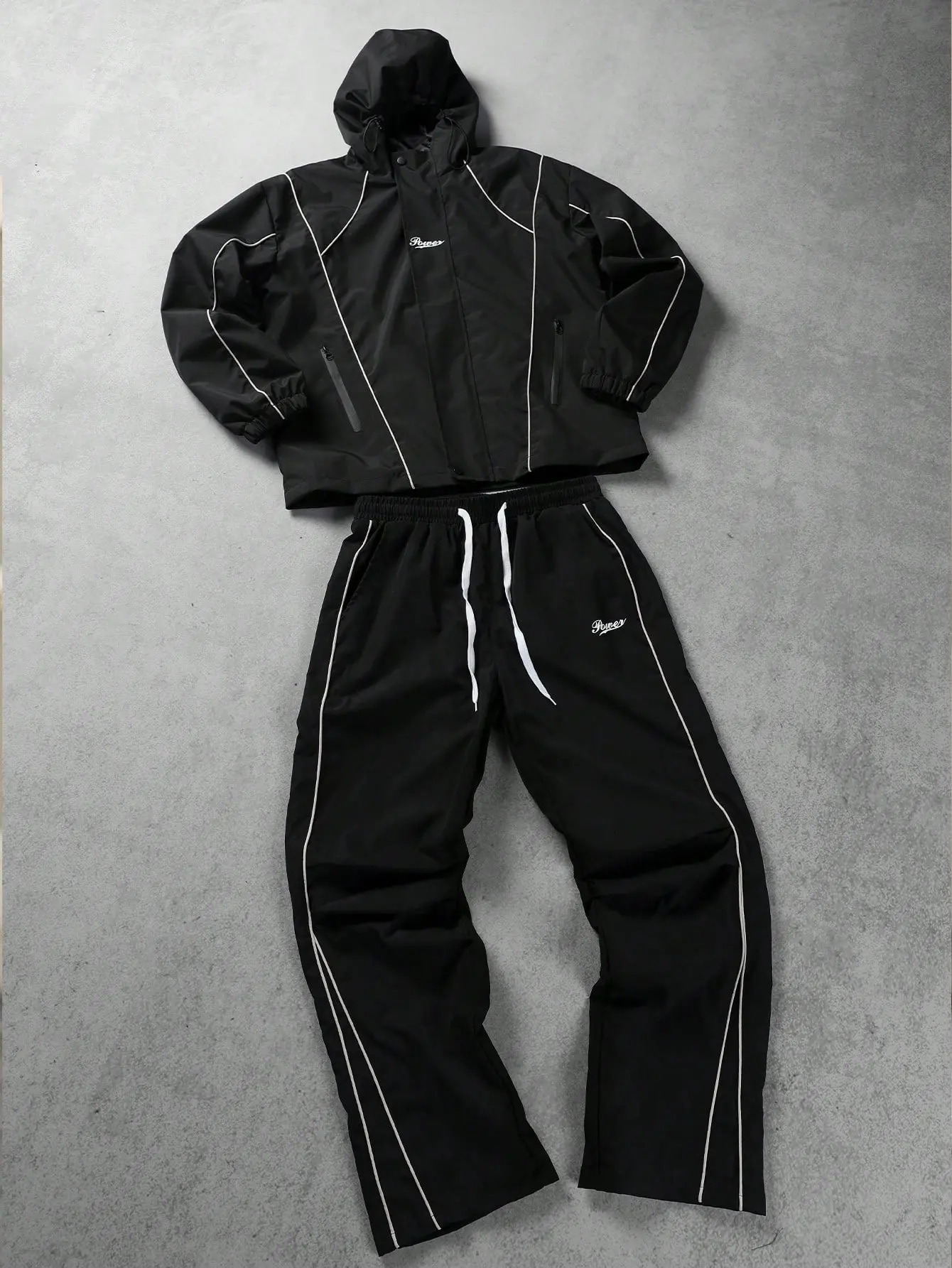 Men’s striped hooded jacket set – casual two-piece outfit with contrasting lines, windproof top and long pants