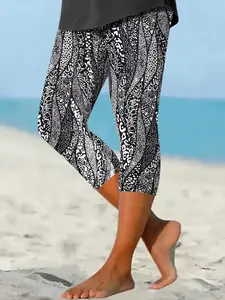 Women's Fitted Capri Pants, Natural Waist Design, All Season Wearable, Non-Denim Fabric, Printed Pattern, Y-Type Silhouette, Womenswear