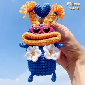 Cute Cartoon Car Key Cover Case, Knitted Protective Key Holder Storage Bag, Trendy Aesthetic Keychain Pouch for Car Keys & Electric Scooter Remote Control, Stylish Daily Use & Gift for Women