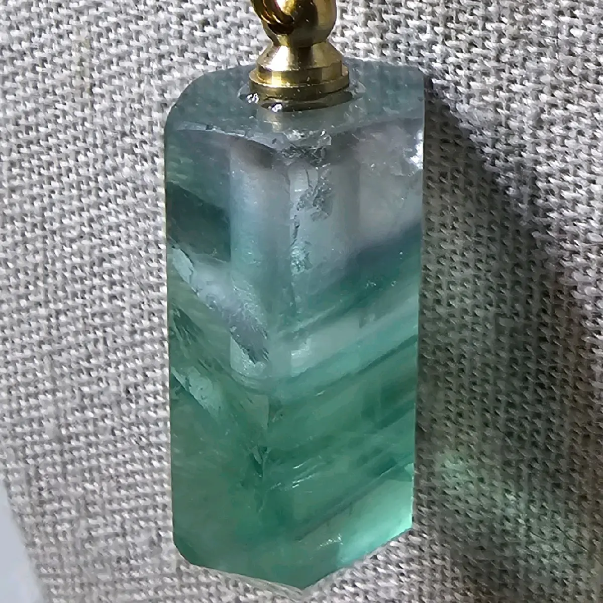 Fluorite Crystal Pendant Perfume Essential Oil Bottle with Necklace