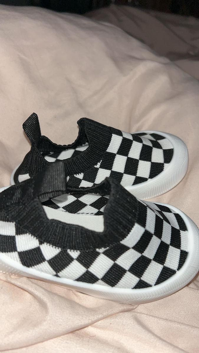 Item: Black, 18-24 Months Toddler