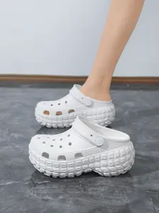 1 Pair Women's Thick-Soled Clogs, Ventilation Hole Design, Anti-Slip Wear-Resistant Outsole, Summer Outdoor Slippers