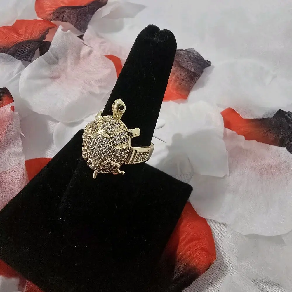 14 Karat Gold Plated Turtle Ring - Unisex, Multi-Size Design, Cute Novelty, Casual Wear Charm, Gold Accented Jewelry Finger Ring Accessory, Gold Accented Rings, Jewelry Rings