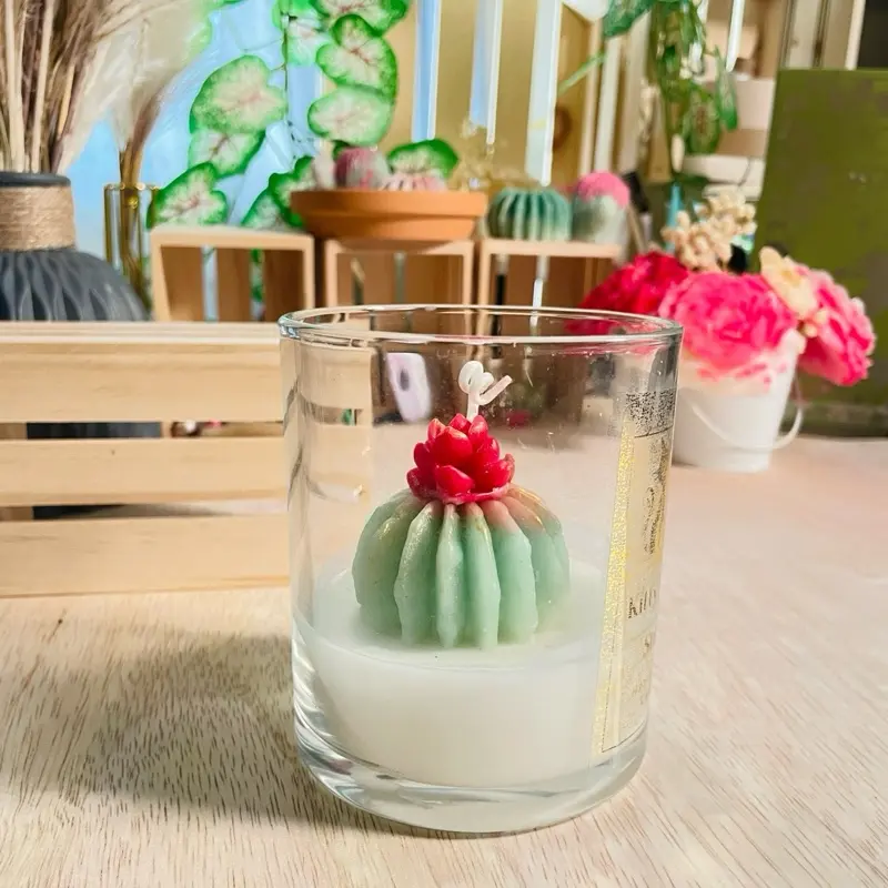 Handmade Cactus Candle - Realistic Colors, Red & Green, Decorative Cactus Design, Ideal for Home Decor - Ornaments