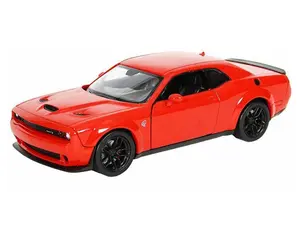 2018 Dodge Challenger SRT Hellcat Widebody Red Diecast 1:24 Scale Model - Motormax 79350RD