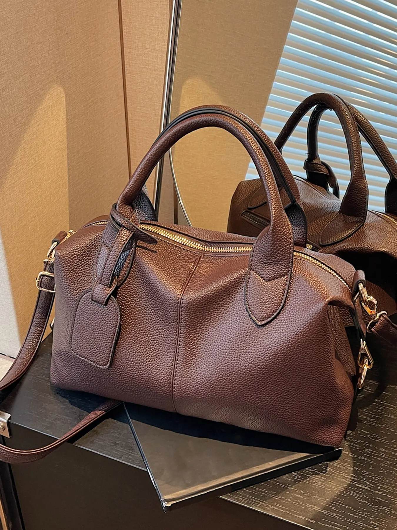 Women's Retro Textured Domed Crossbody Bag, Soft PU Leather Casual Shoulder Tote, Versatile Commuter Handbag for Daily Use and and Various Occasions, Simple Solid Color Pillow Bag, Handbag Shoulder Purse