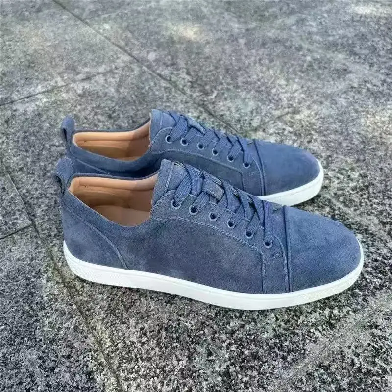 Black velvet silver nail front and rear