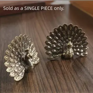 Vintage Brass Peacock Ornament, Car Interior Ornaments, Sturdy Exquisite Craftsmanship, Brings Prosperity & Good Luck, Perfect for Car Dashboard, Desk or Car Interior Decor