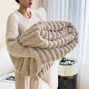 Thickened Cold-Proof Faux Rabbit Fur Blanket Thin Blanket Office Nap Air Conditioning Blanket Sofa Throw Blanket Coral Fleece Blanket