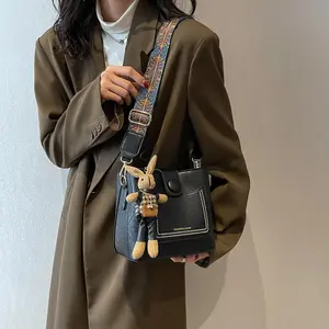 Crossbody Purses for Women - Leather Shoulder Bag for Ladies with Adjustable Shoulder Strap, Multiple Pockets