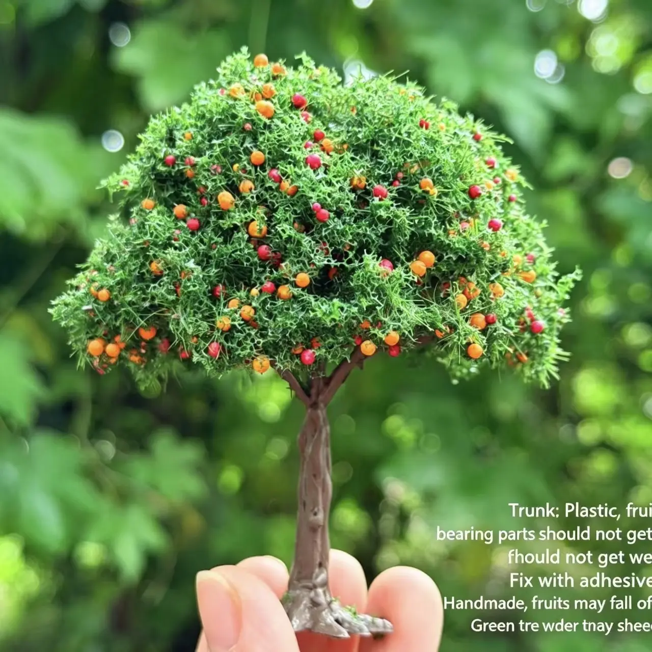 Realistic model railway fruit tree, Artificial simulation plant, for HO scale, plastic miniature tree with orange and red fruits, suitable for decorating farmhouse scenes, gardens and train model displays at home and office