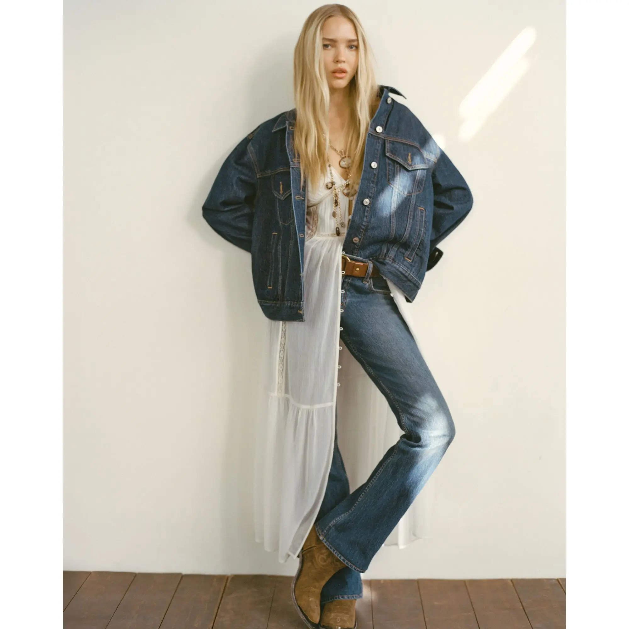 Abercrombie & Fitch High Rise Bootcut Jean Abercrombie & Fitch High Rise Bootcut Jean