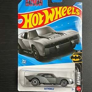 Hot Wheels Batman Batmobile 1/5 Scale Die-Cast Car Model Collectible Toy for Kids Ages 3+