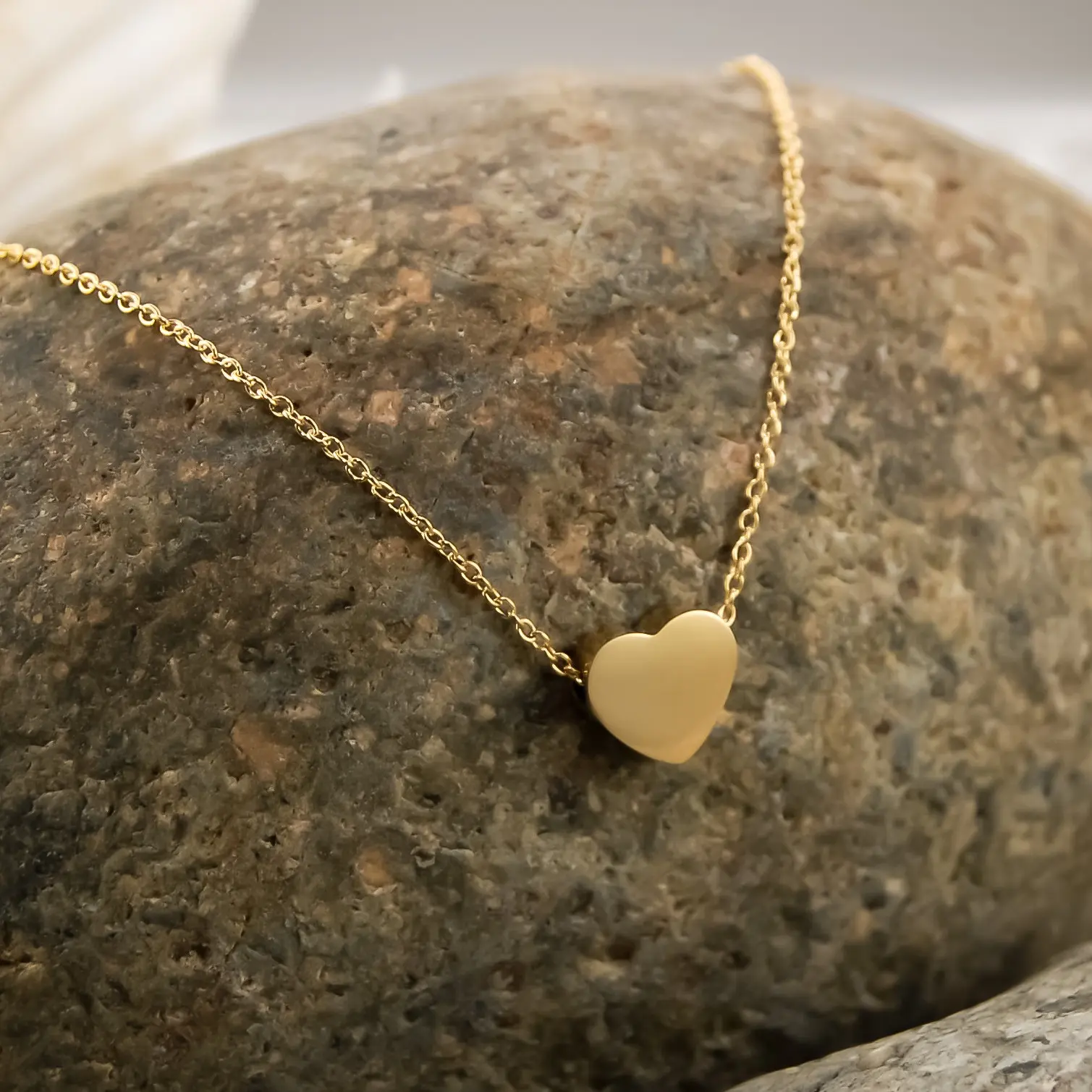 Aphrodite - Dainty Necklace with heart shaped charms- MSXSL55