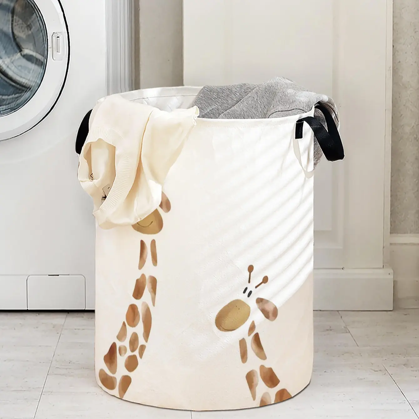 Cartoon Giraffe Print Portable Laundry Basket with Handle, Collapsible Hamper, Durable Foldable Clothes Storage Bin, Large Capacity Toy Organizer for Home Use, Convenient Handles, Folding Feature