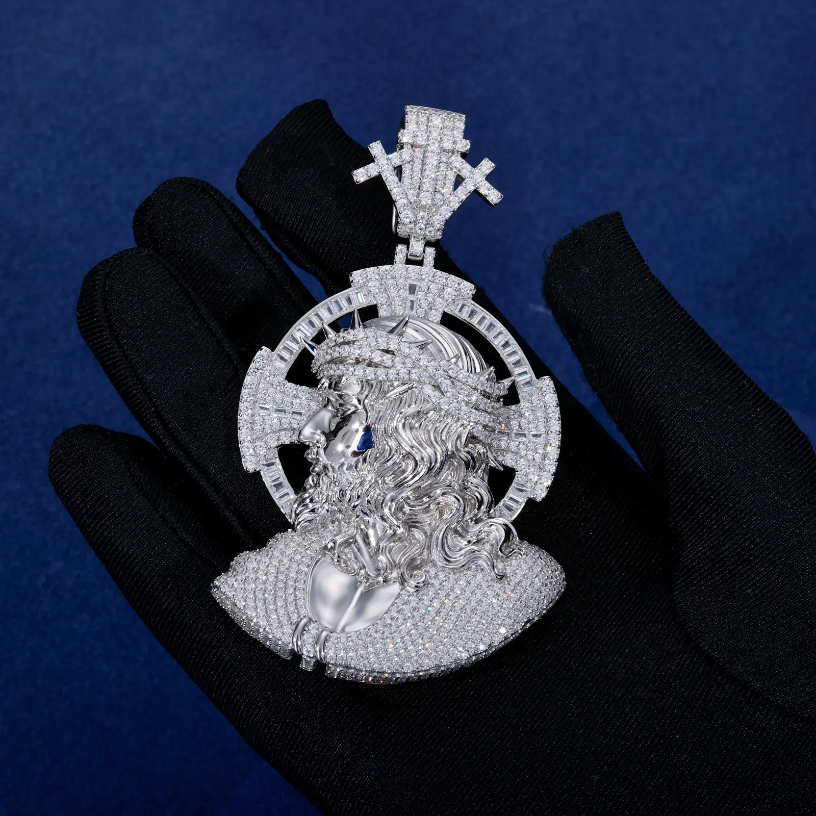 UCCIYO King Of Sacrifice Pendant【#CZP1230】 Pendant UCCIYO Pendant Copper Zircon Pendant for Women Men Hip Hop Jewelry Gift Decoration Charms Jewellery Pendant Zirconia Pendant