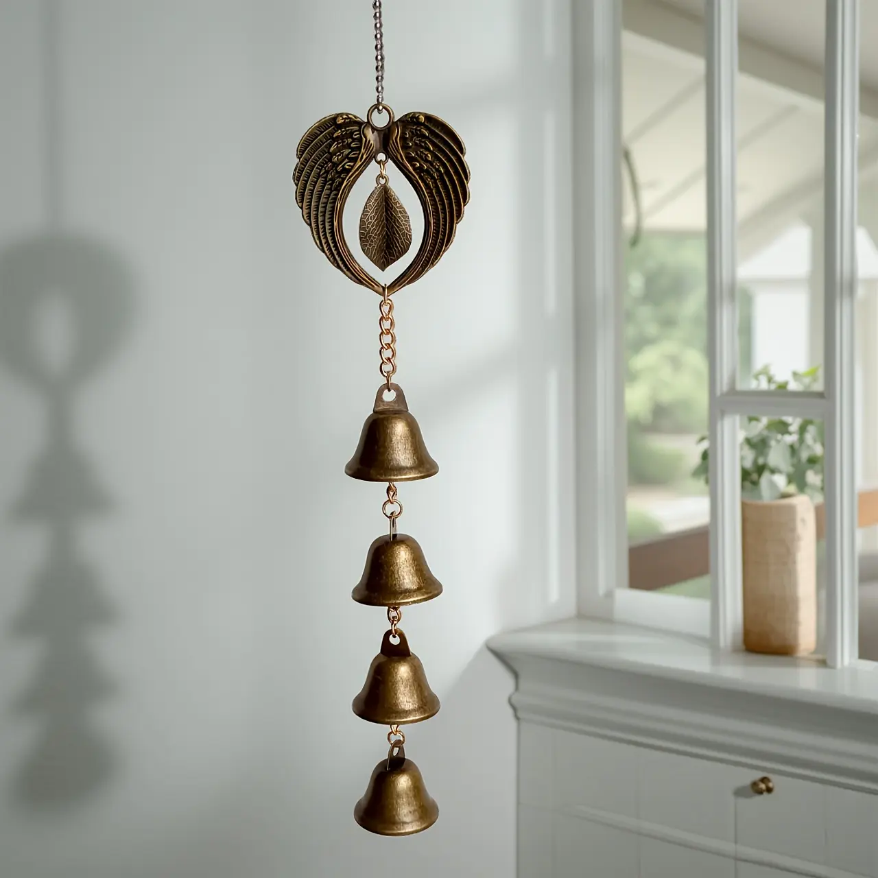 Roman Vintage Metal Wind-Powered Ornament Chimes - 1pc Durable Iron Metal Art Hanging Decor with Hanging Chain, Non-Electric All-Seasons Outdoor Accent for Patio, Home & Garden
