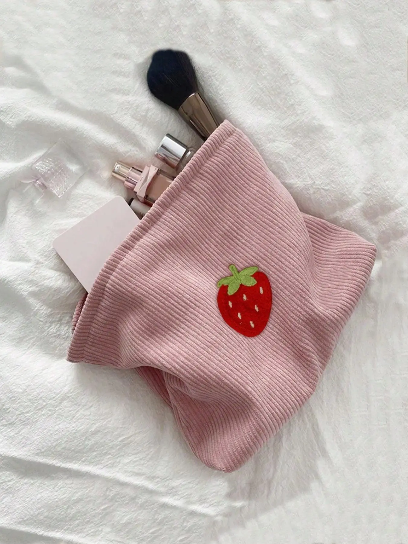 Casual Corduroy Makeup Bag for Women, 2025 Trendy Strawberry Patched Cosmetic Storage Bag, Portable Travel Wash Bag