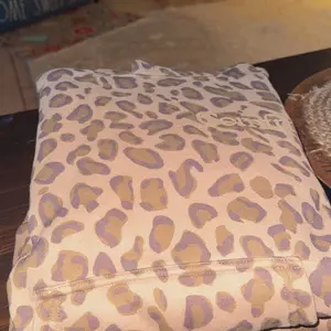 Comfrt Kids | Minimalist Hoodie