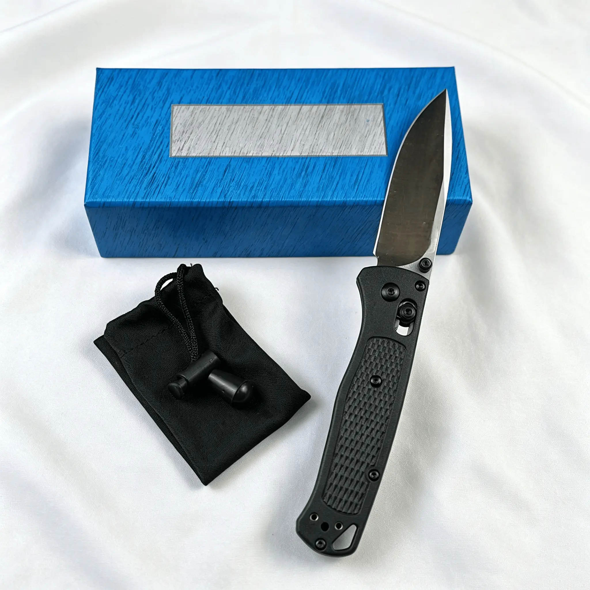 Black Handle, White Blade 