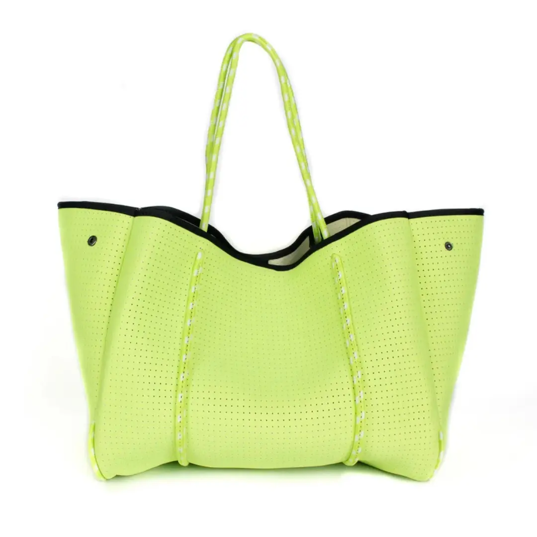 The cool, everyday bag that’s perfect for work, gym, beach, traveling, and everything in between.