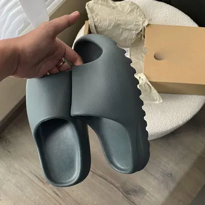 Nike Yeezy Slides Oufits TikTok Shop