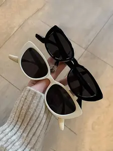 Cat Eye Fashion Glasses Yk2 Style, Trendy Eyewear for Women, Stylish Cat-Eye Design, Decorative Lens, Perfect for Casual & Formal Looks