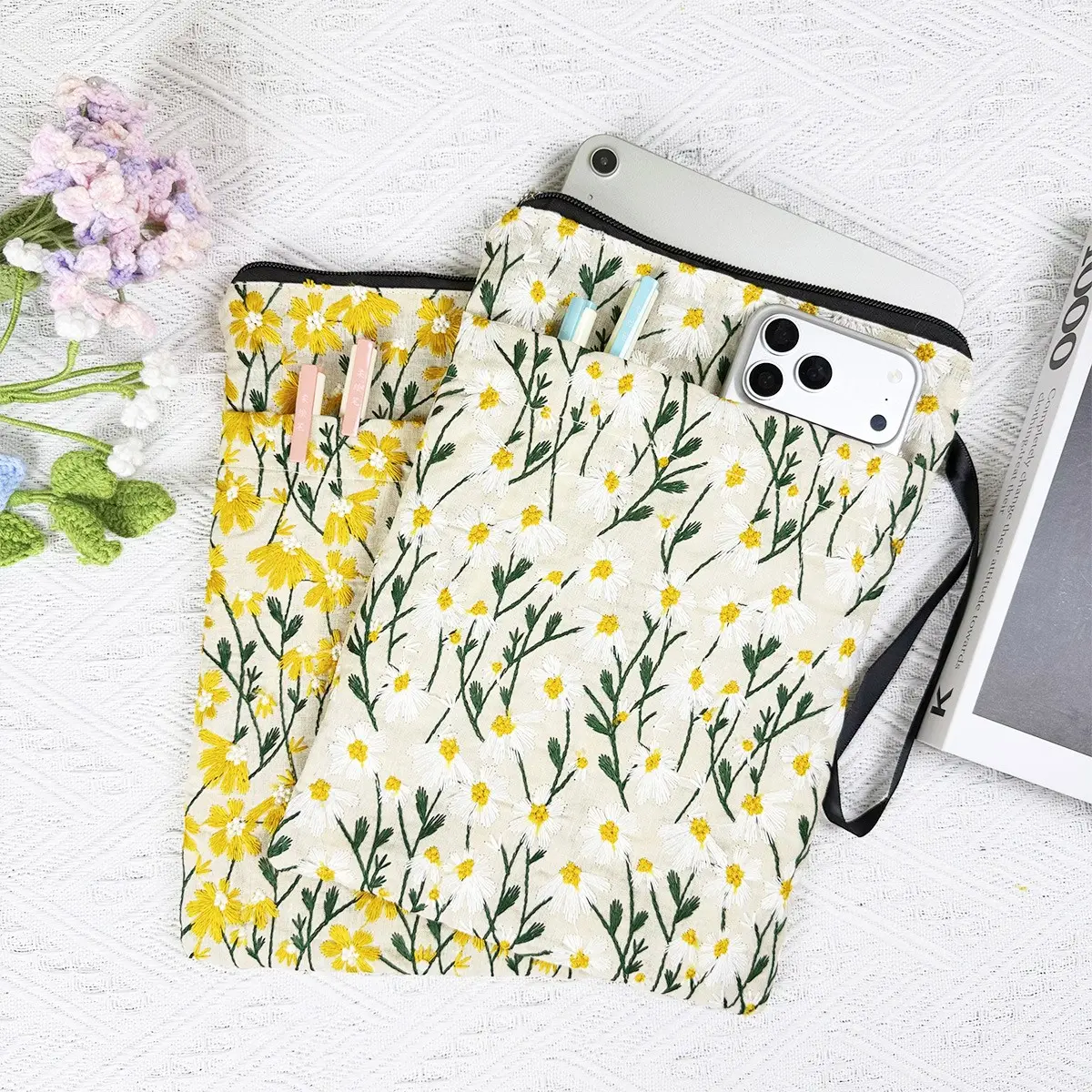 2PCS daisy embroidered book cover with handle and zipper, Aesthetic Office Supplies, Office Accessories, suitable for paperback hardcover Christmas readers and couples, suitable for readers and female teachers (yellow and white)