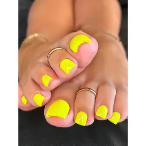 24Pcs Short Square Mani Press on Nails Simple Fashion Yellow Toenails Elegant Bright Yellow Fake Nails Full Cover False Nails for Women and Girls Includes 1 Sheet Adhesive Tabs & 1 Pc Mini File Jelly Gel Random Shipment  na