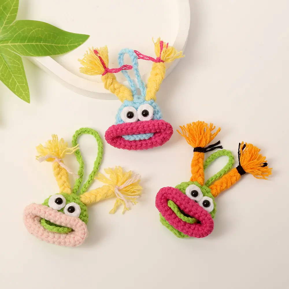 Crochet Keychain - Handmade Funny Ugly Big Lips Monster Knit Charm, Soft Yarn Keyring Pendant for Backpack, Purse & Car Keys, Cute Quirky Gift for Girls, Teens & Best Friends