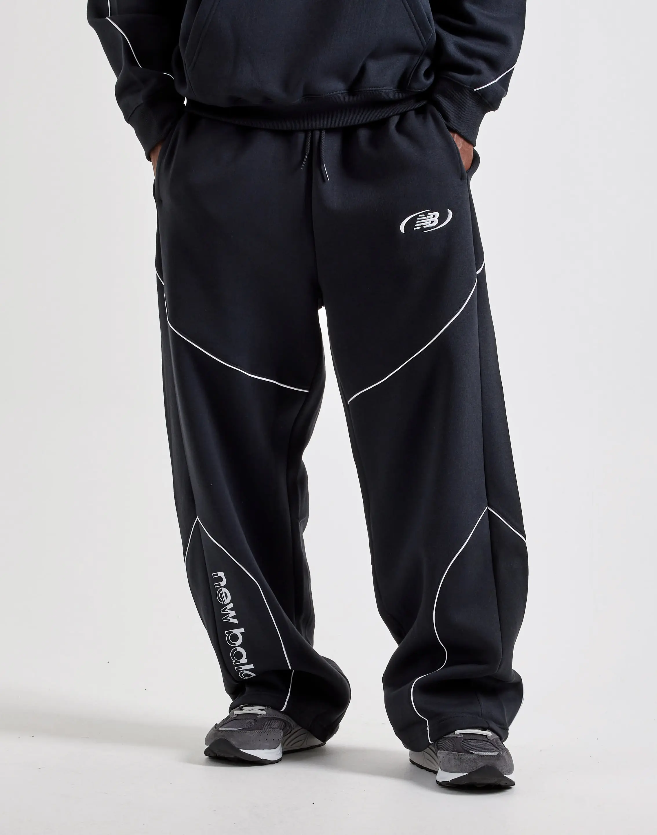 Mens New Balance Trackside Fleece Open-Hem Pants