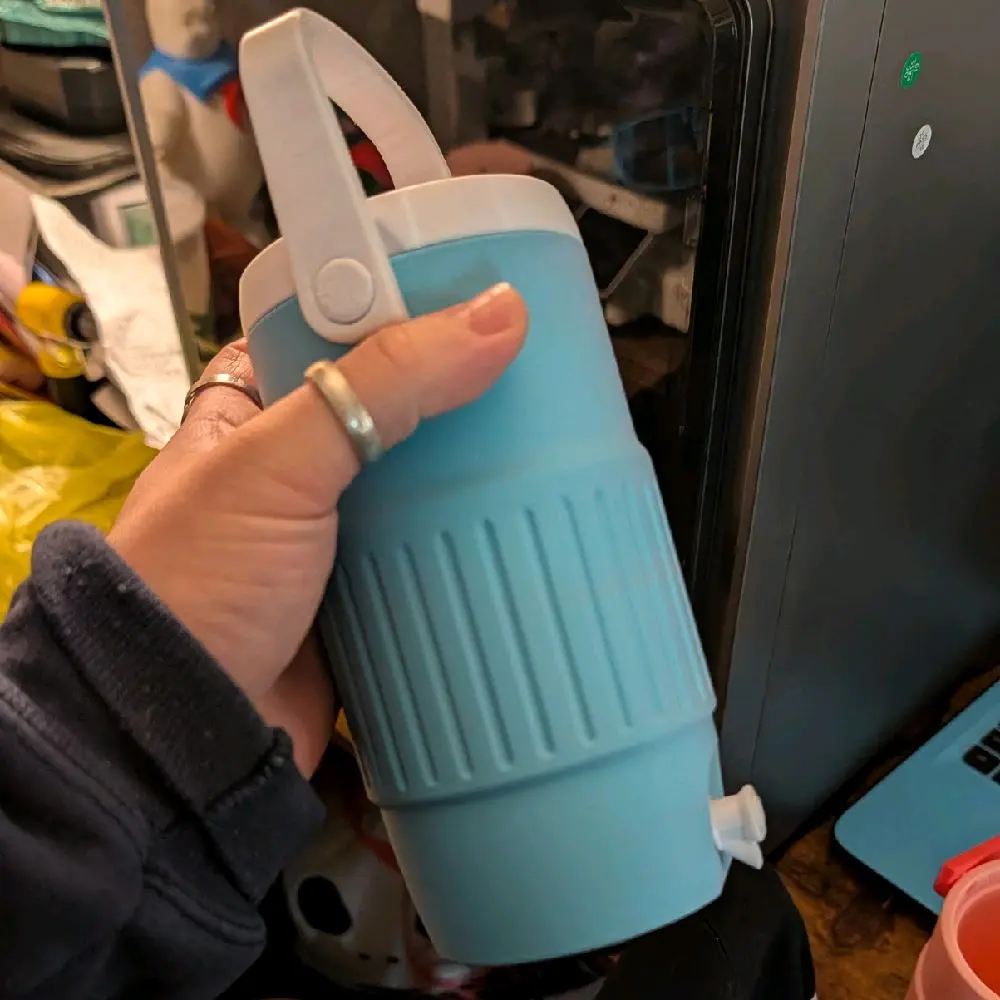 16 oz koozie (can holder)