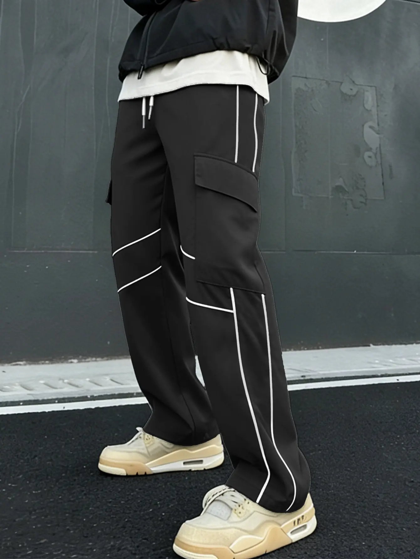 Men’s techwear cargo pants with contrast stripes, wide straight legs, drawstring waist, utility pockets—casual streetwear trousers for men Menswear Pants Man Trouser Pocket Casual Stripe Striped