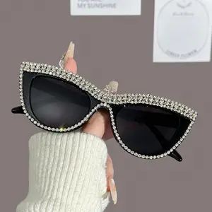 Women's Diamond Cat Eye Sunglasses Women High-end European American Trendy Stylish Party Plain Glasses with Soft Silicone Nose Pad UV Protection lightweight pc frame vintage men fashion new full color eyewear accessory gafas lectura balanced style outfit