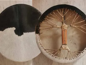 Terre Shaman Drum Made of Goat Skin with Hair - Viking Leather Style - Melodic Rituals, Cultural Artistry, Musical Gift