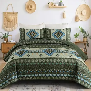 Queen Size Boho Set,3 Pieces Aztec Texture Bedspread Green Coverlet Set Soft Lightweight Bed Cover for All Season Geometric Bedding with 2 Pillowcases(Green,96"x90")