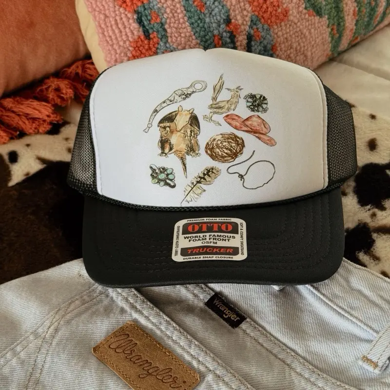 ARMADILLO TRUCKER HAT