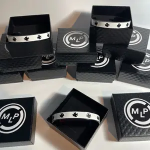 Clover Bracelet Black & White